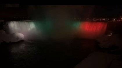 Ниагарският водопад бе осветен в цветовете на българския трибагреник